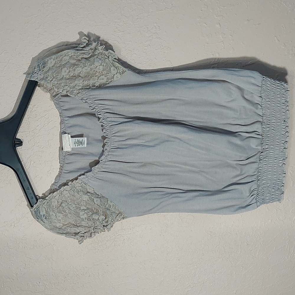 Self Esteem, S, light brown grayish tone